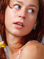 Sweet nude teenie